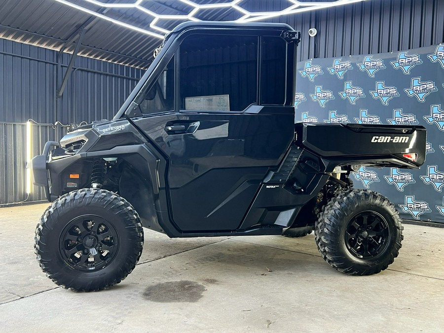 2026 Can-Am Defender XT CAB HD11