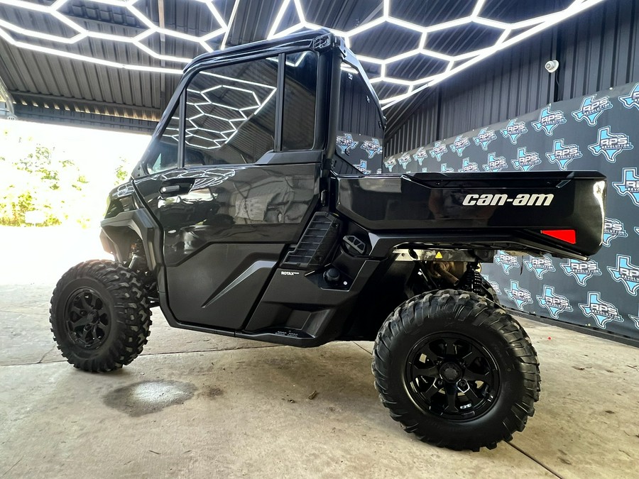 2026 Can-Am Defender XT CAB HD11
