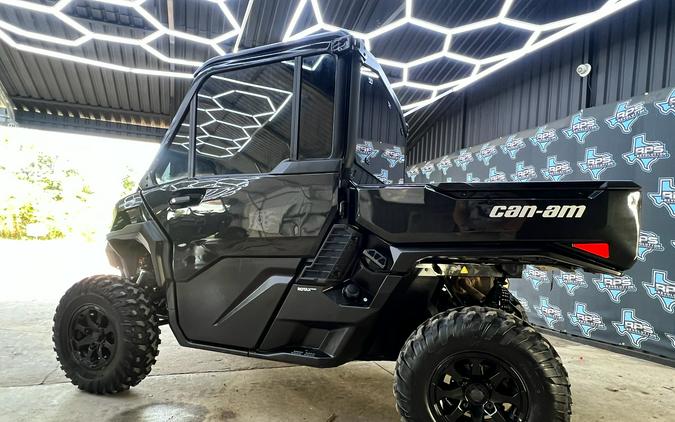 2026 Can-Am Defender XT CAB HD11