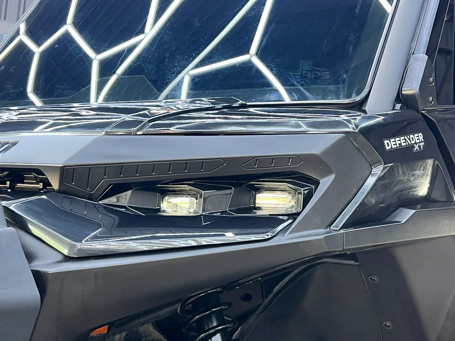 2026 Can-Am Defender XT CAB HD11