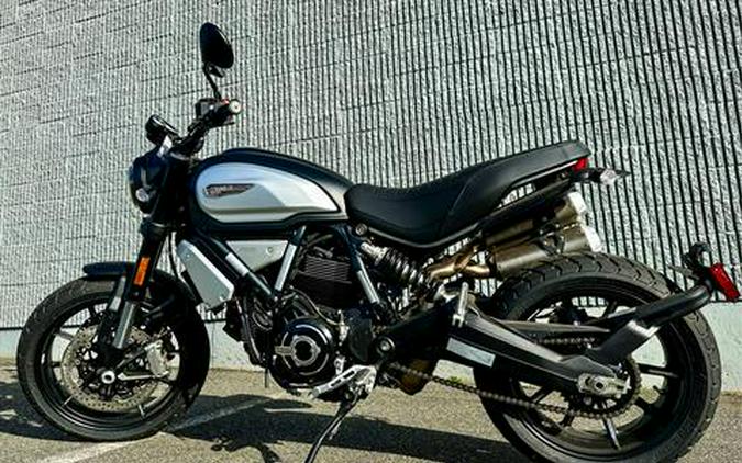 2023 Ducati Scrambler 1100 Dark PRO