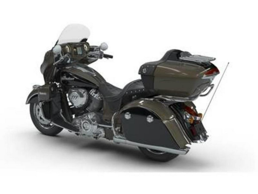 2018 Indian Motorcycle® Roadmaster® ABS Polish.Bronze Over Thund.Black w/Silver Pinst.