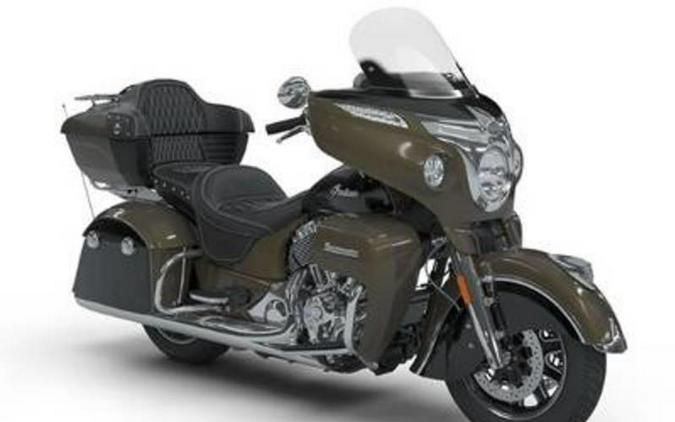 2018 Indian Motorcycle® Roadmaster® ABS Polish.Bronze Over Thund.Black w/Silver Pinst.