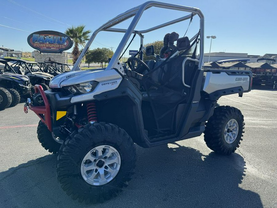 New 2024 CAN-AM DEFENDER X MR HD10 HYPER SILVER AND LEGION RED