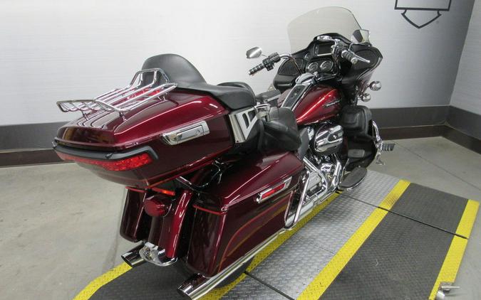 2017 Harley-Davidson® FLTRU - Road Glide® Ultra