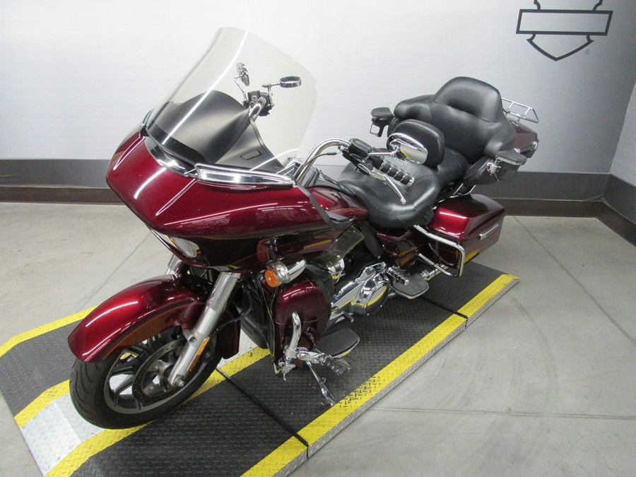 2017 Harley-Davidson® FLTRU - Road Glide® Ultra