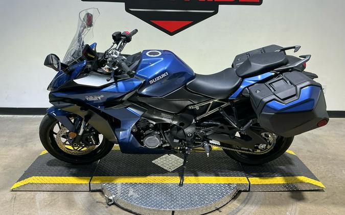 2022 Suzuki GSX-S1000GT+