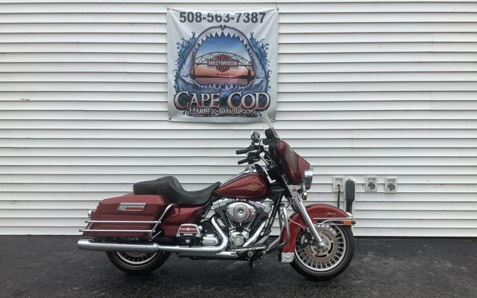 2009 Harley-Davidson Electra Glide® Classic Red Hot Sunglo