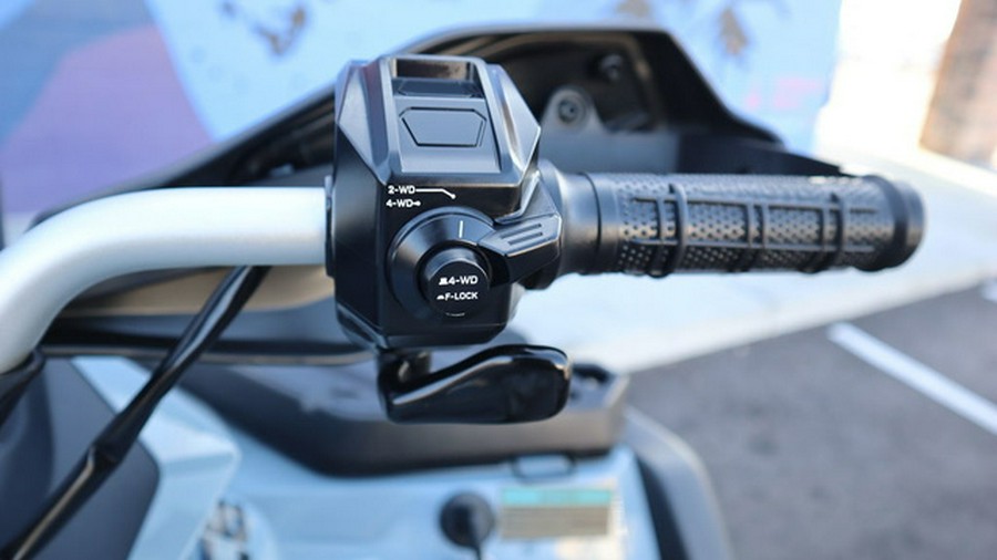 2025 CFMOTO CForce 800 Touring