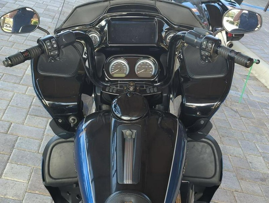 2022 Harley-Davidson® FLTRK - Road Glide® Limited