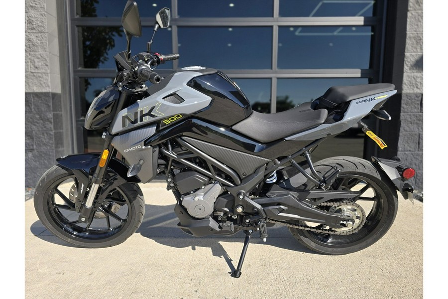 2026 300NK - CFMOTO
