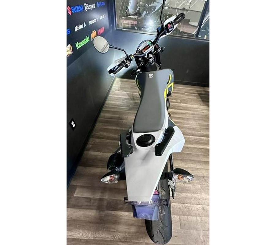 2022 Husqvarna® 701 Supermoto