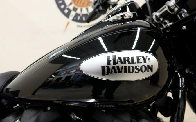 New 2023 Harley-Davidson Heritage Classic Cruiser FLHCS Motorcycle For Sale In Miami, Florida