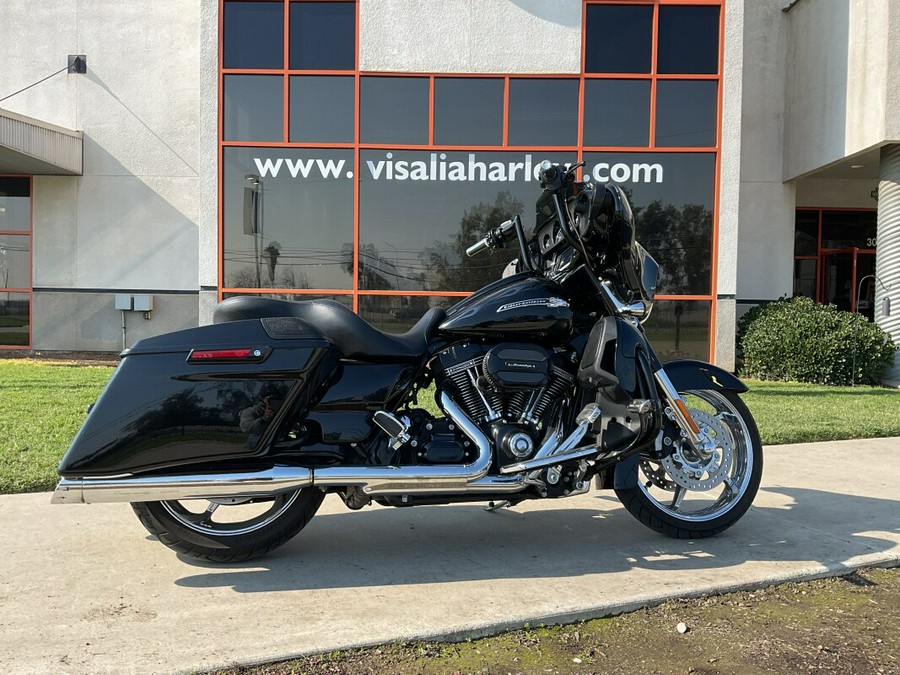 FLHXSE 2015 CVO™ Street Glide®