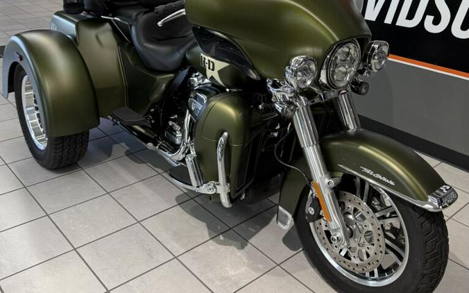 2022 Harley-Davidson® Tri Glide® Ultra Mineral Green Denim