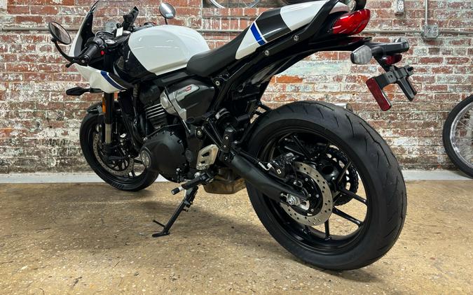 2026 Triumph Thruxton 400