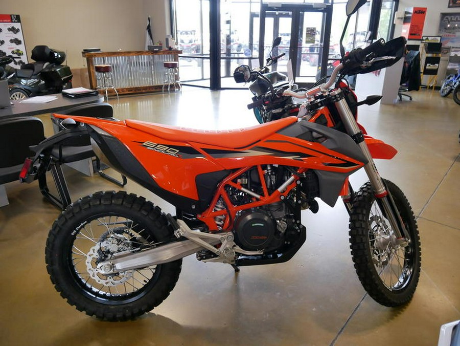 2023 KTM 690 Enduro R