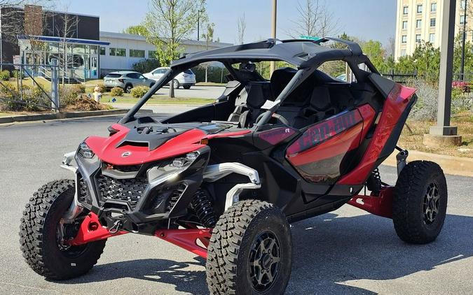 2024 Can-Am™ Maverick R X