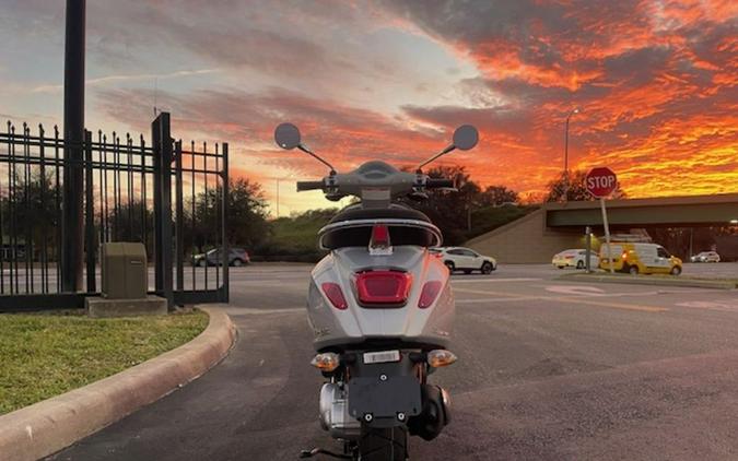 2025 Vespa Primavera 50 Tech