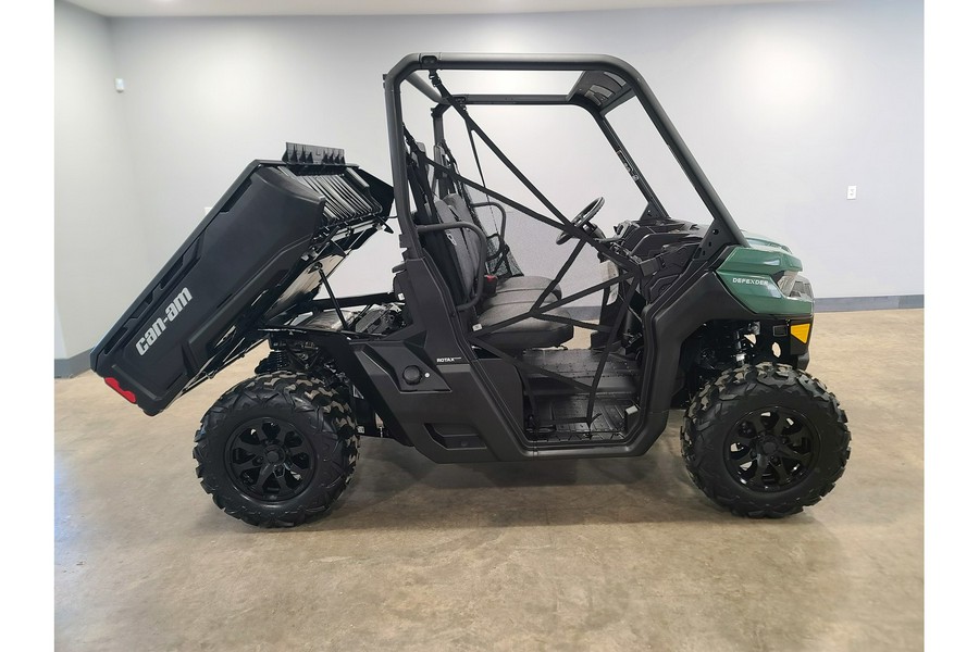 2026 Can-Am Defender DPS HD7