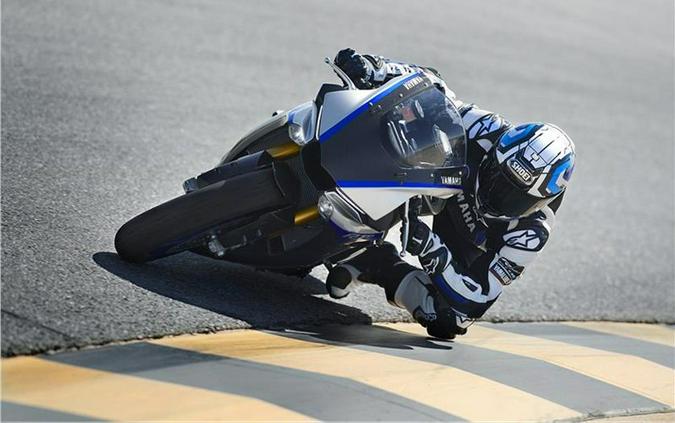 2019 Yamaha YZF-R1M