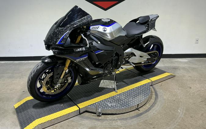 2019 Yamaha YZF-R1M