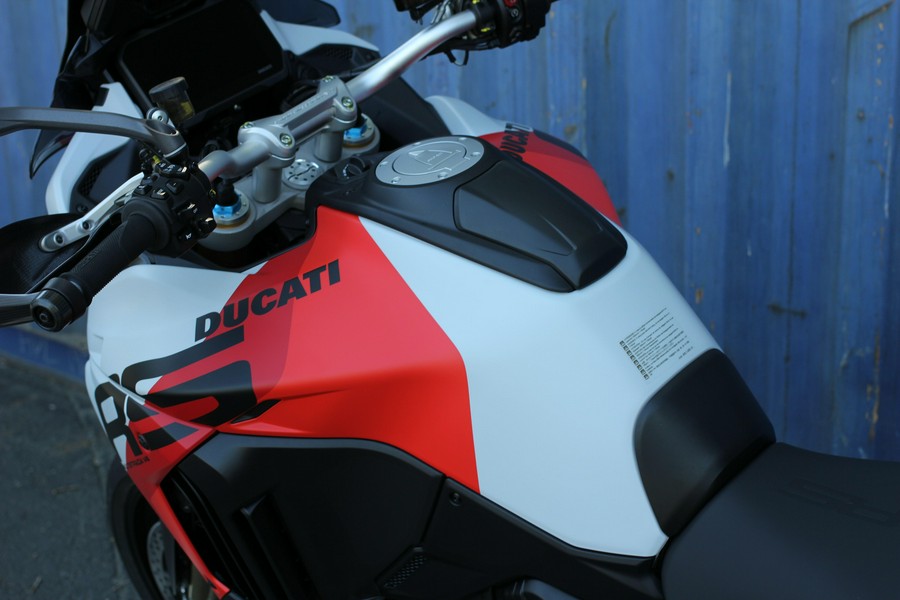 2025 Ducati Multistrada V4 RS