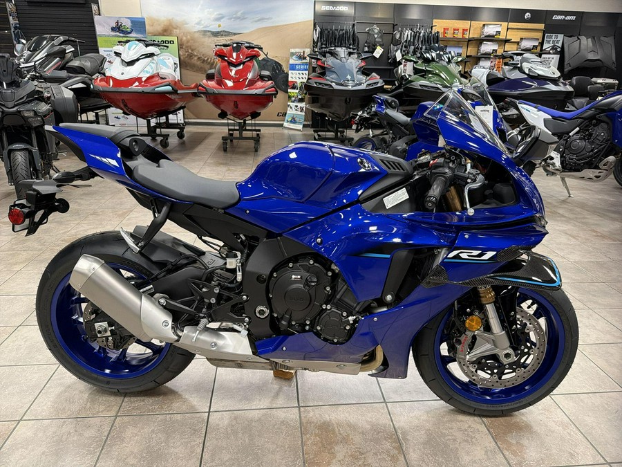 2026 Yamaha YZF-R1