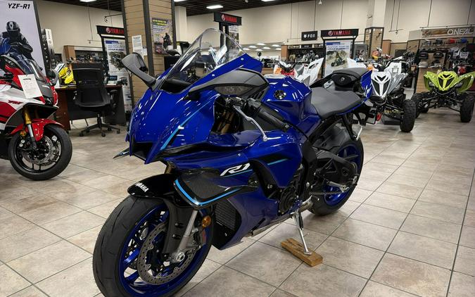 2026 Yamaha YZF-R1