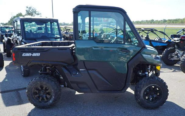 2024 Can-Am® Defender DPS CAB HD9