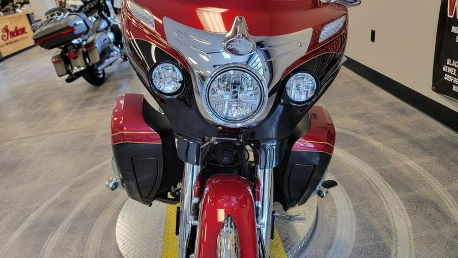 2019 Indian Motorcycle® Roadmaster® Elite Wildfire Red Candy/Thunder Black Crystal/24k Gold