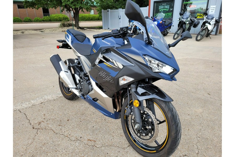 2023 Kawasaki NINJA 400