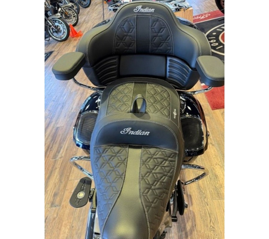 2025 Indian Roadmaster Elite Springfield Blue Candy