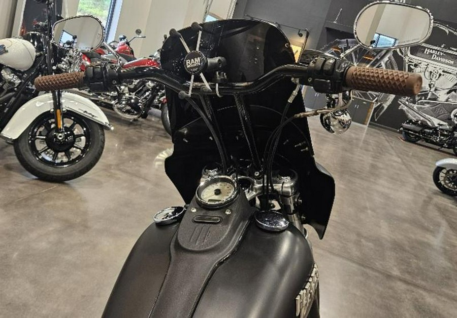 2010 Harley-Davidson® FXDB - Dyna® Street Bob®