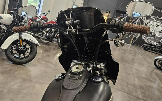 2010 Harley-Davidson® FXDB - Dyna® Street Bob®