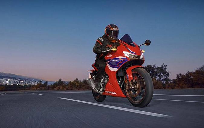 2025 Honda CBR500R ABS