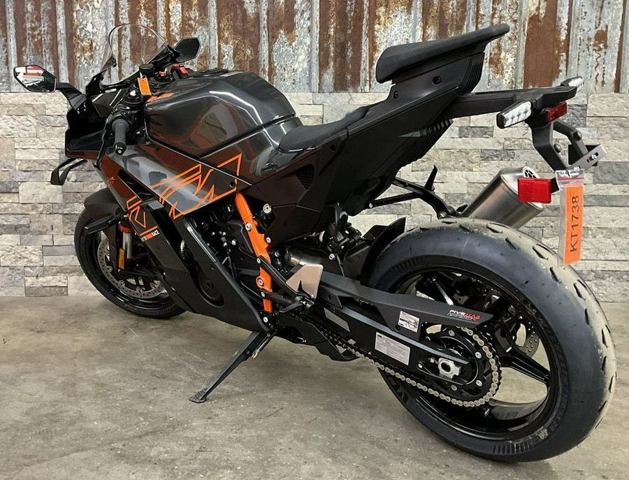 2026 KTM 990 RC R