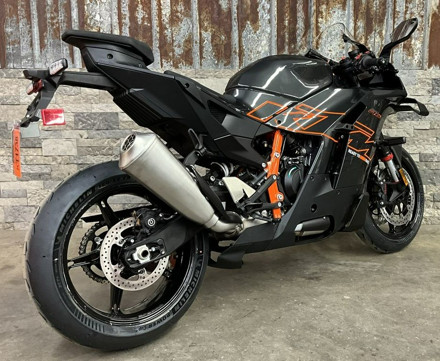 2026 KTM 990 RC R