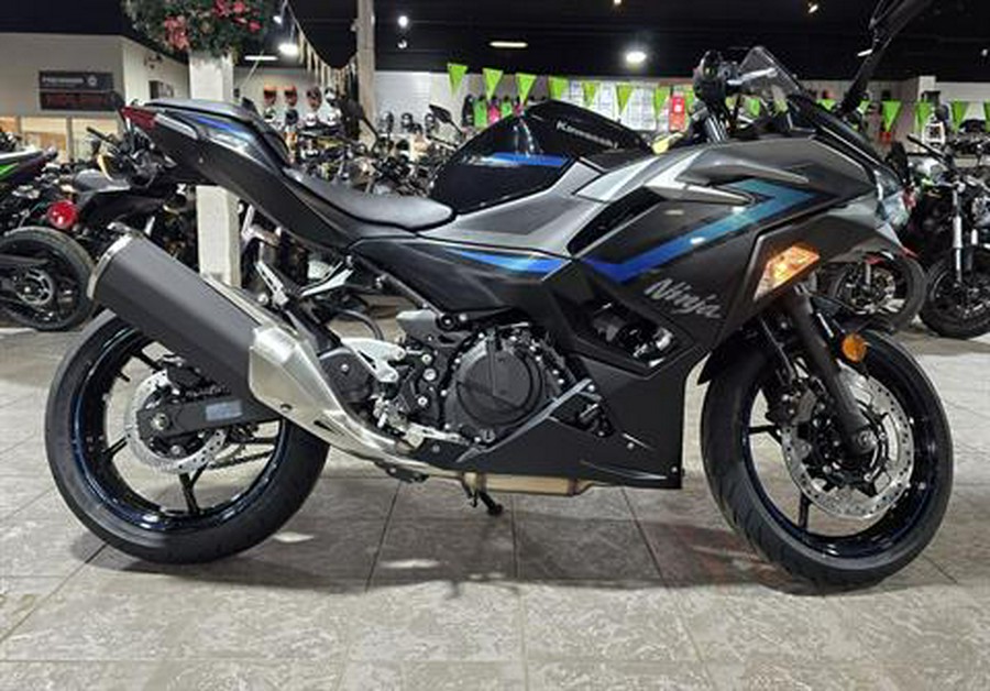 2025 Kawasaki Ninja® 500 SE ABS
