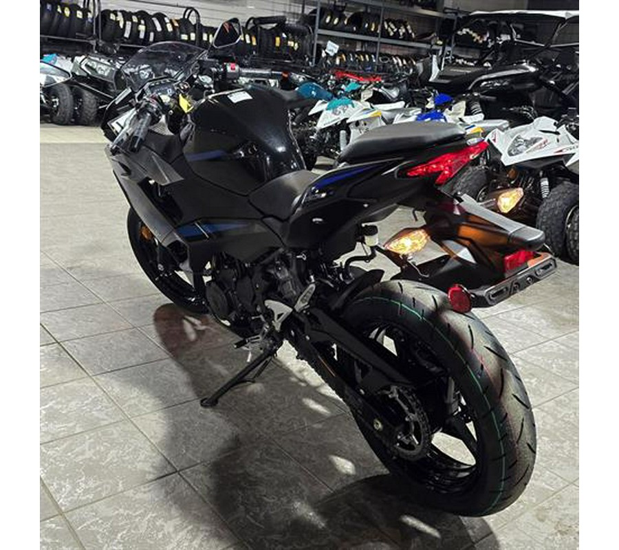 2025 Kawasaki Ninja® 500 SE ABS