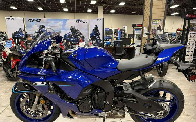 2026 Yamaha YZF-R1