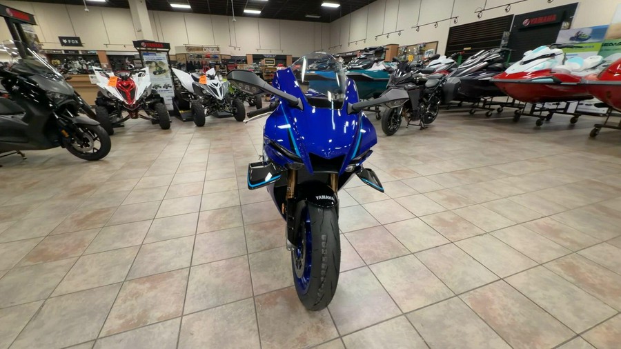2026 Yamaha YZF-R1