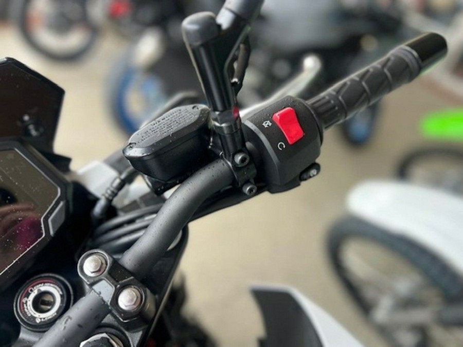 2026 Kawasaki Z500 SE ABS