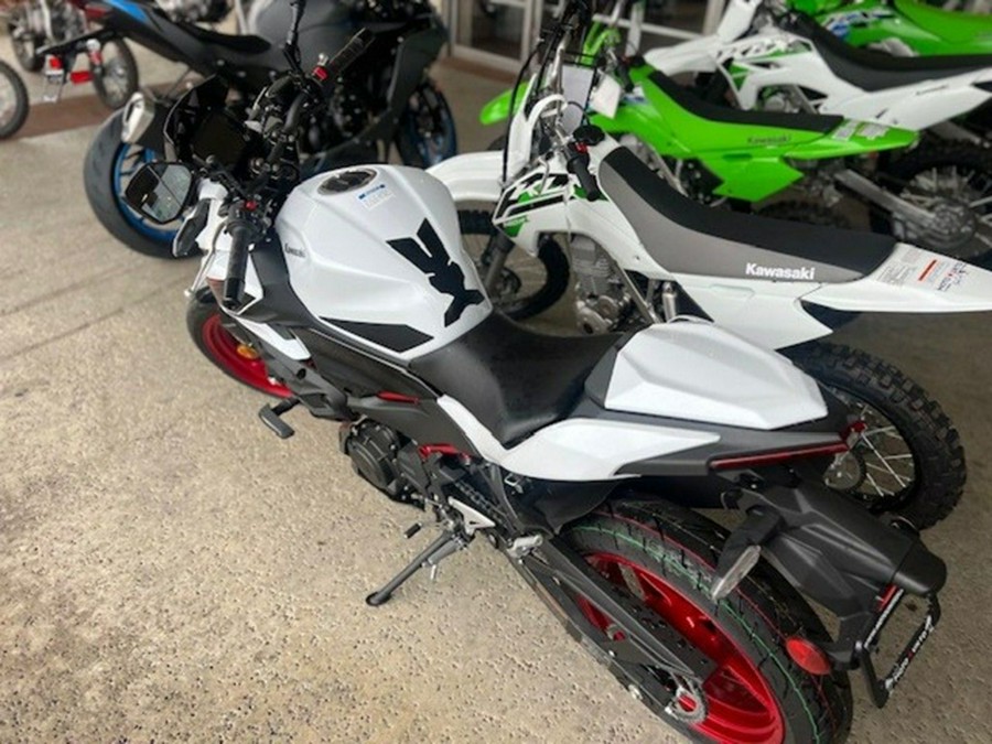 2026 Kawasaki Z500 SE ABS