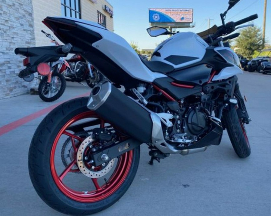 2026 Kawasaki Z500 SE ABS