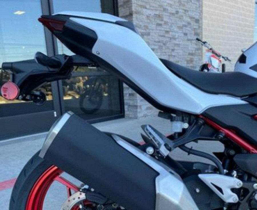 2026 Kawasaki Z500 SE ABS