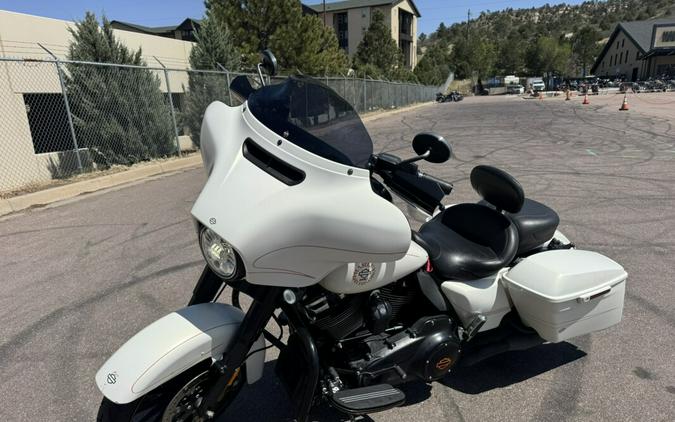 2018 Harley-Davidson® Street Glide® Special