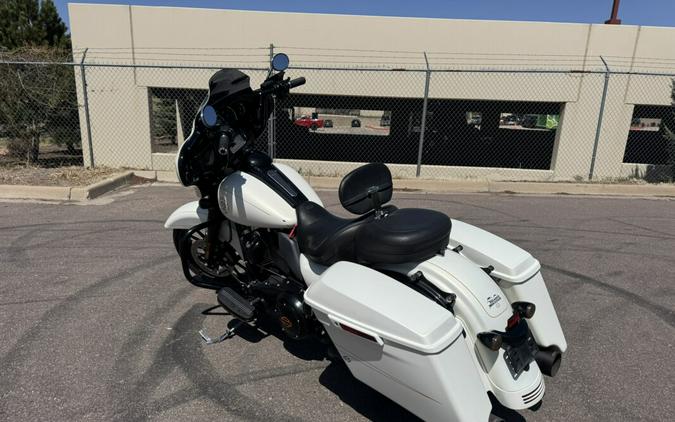 2018 Harley-Davidson® Street Glide® Special