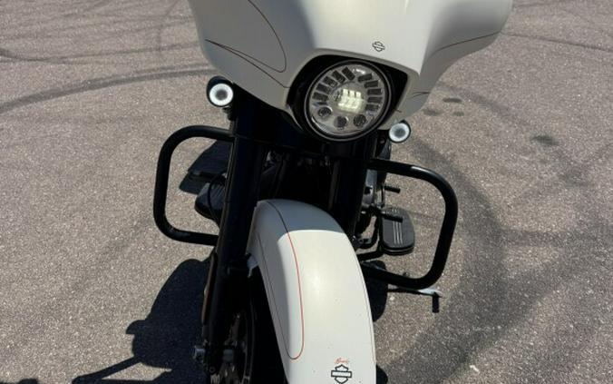 2018 Harley-Davidson® Street Glide® Special