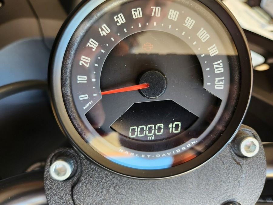 FXLRST 2025 Low Rider™ ST